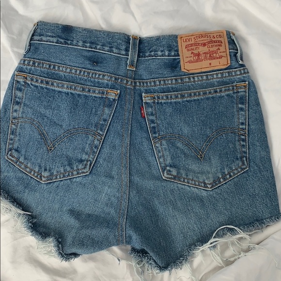 levi’s shorts - Picture 2 of 2
